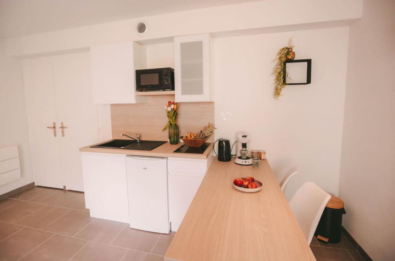Franc-Bisontin - Unique ! 4 Logements Disponibles Besançon Eksteriør bilde