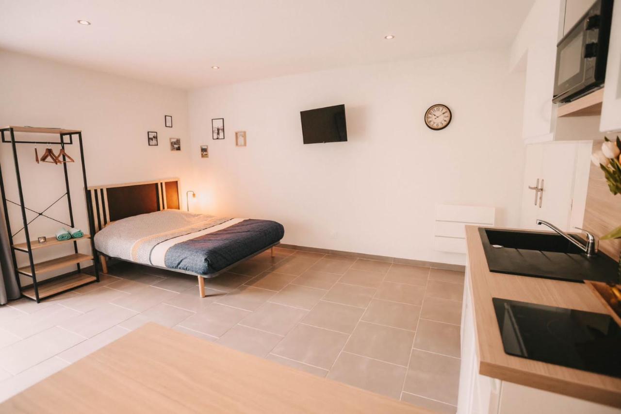 Franc-Bisontin - Unique ! 4 Logements Disponibles Besançon Eksteriør bilde